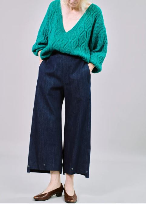 Crop Trousers in Organic Denim