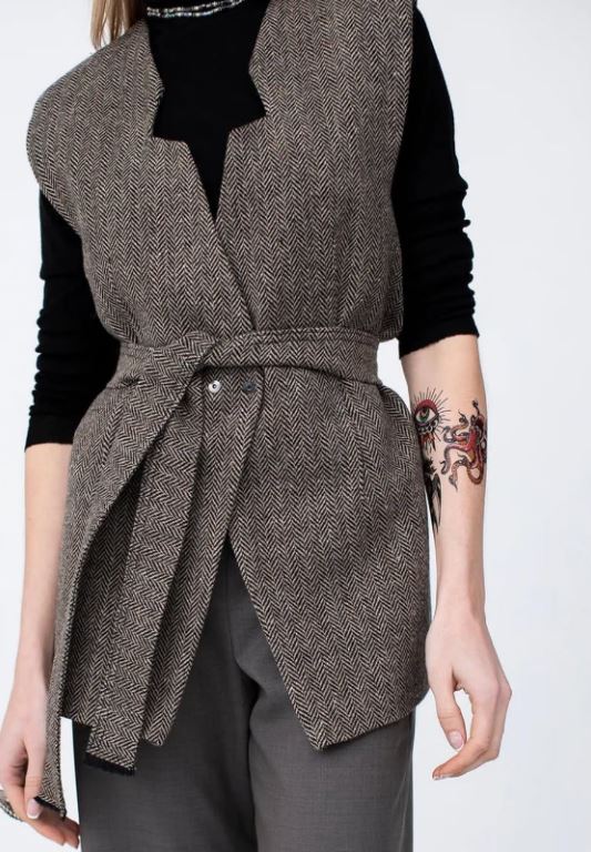 Clayo Gilet In Magee’s Donegal Herringbone